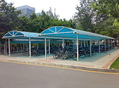 學(xué)校自行車(chē)車(chē)棚